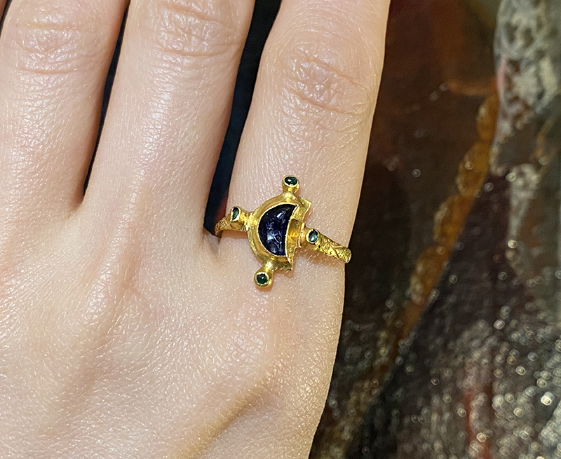 Antique Gallery Soleil アンティークジュエリー / 13世紀 三日月の